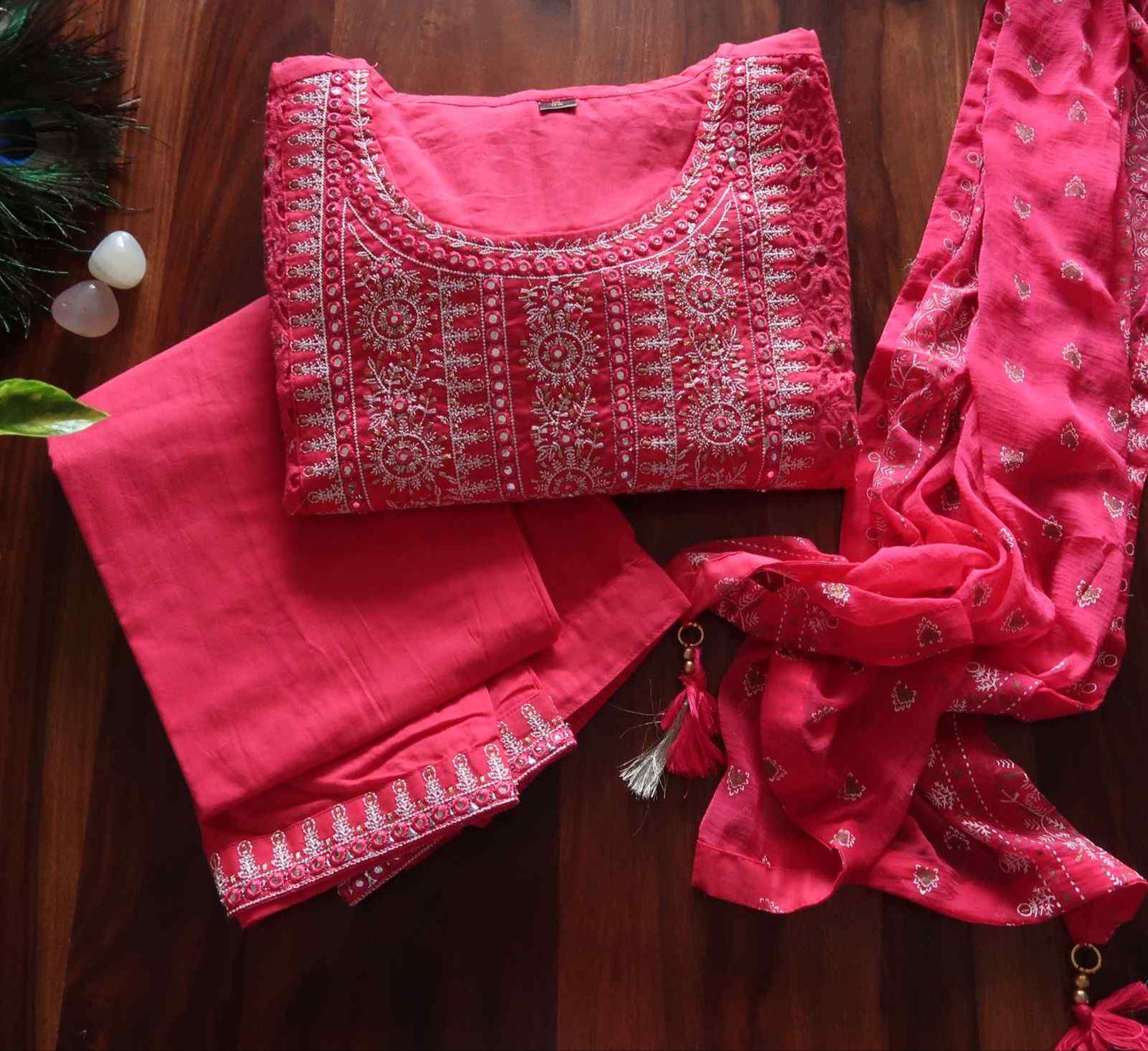 Cutwork Floral Embellished Suit Set (3 Piece)